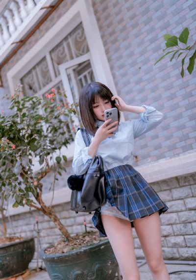 久久大香伊蕉在人线国产h_蓝光手机在线看